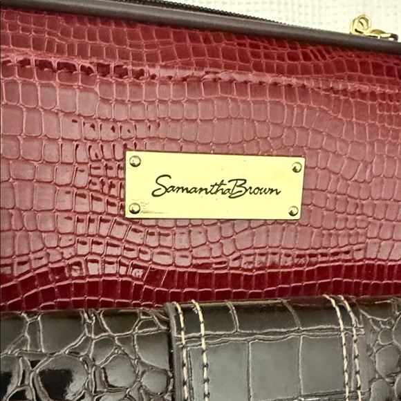 Samantha Brown Red Crocodile Embossed Spinner Travel Carry-On Bag  - 9 x 14 x 22 - Picture 10 of 10